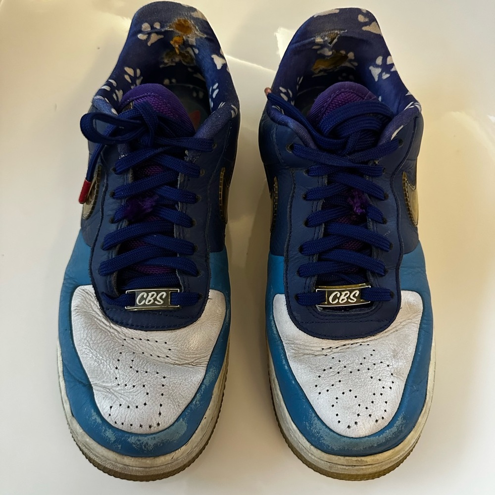 Nike Women's Blue and White Sneakers